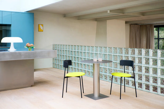 Kit Bistro table